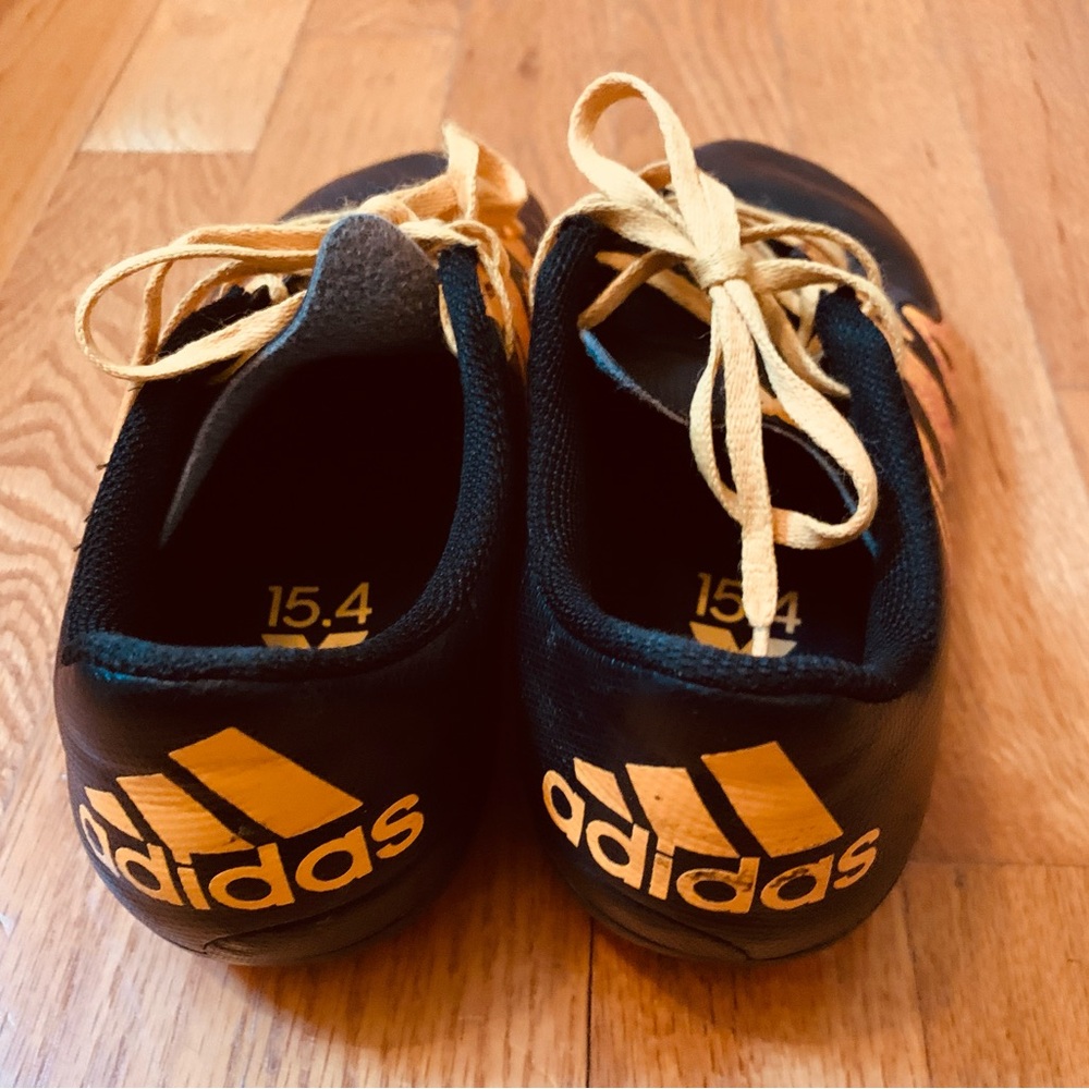 KIDS Adidas X 15.4 Soccer, Football Shoe -Youth Size US 3 Shoes , EUC